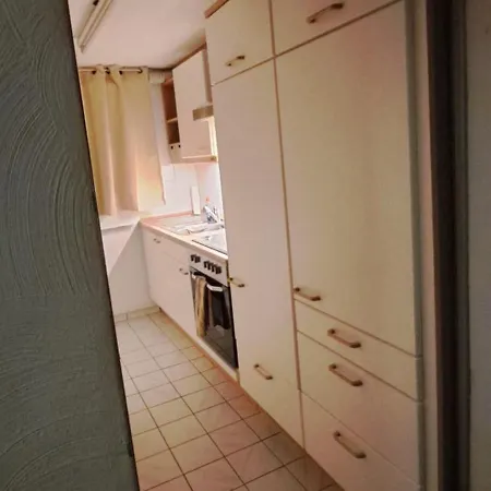 Private 1-2,5 -Zimmer-Wohnung Mit Terrasse Zulpich Exterior foto