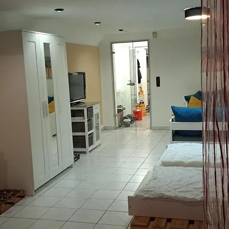 Private 1-2,5 -Zimmer-Wohnung Mit Terrasse Zulpich Exterior foto