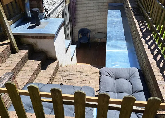 Private 1-2,5 -Zimmer-Wohnung Mit Terrasse
