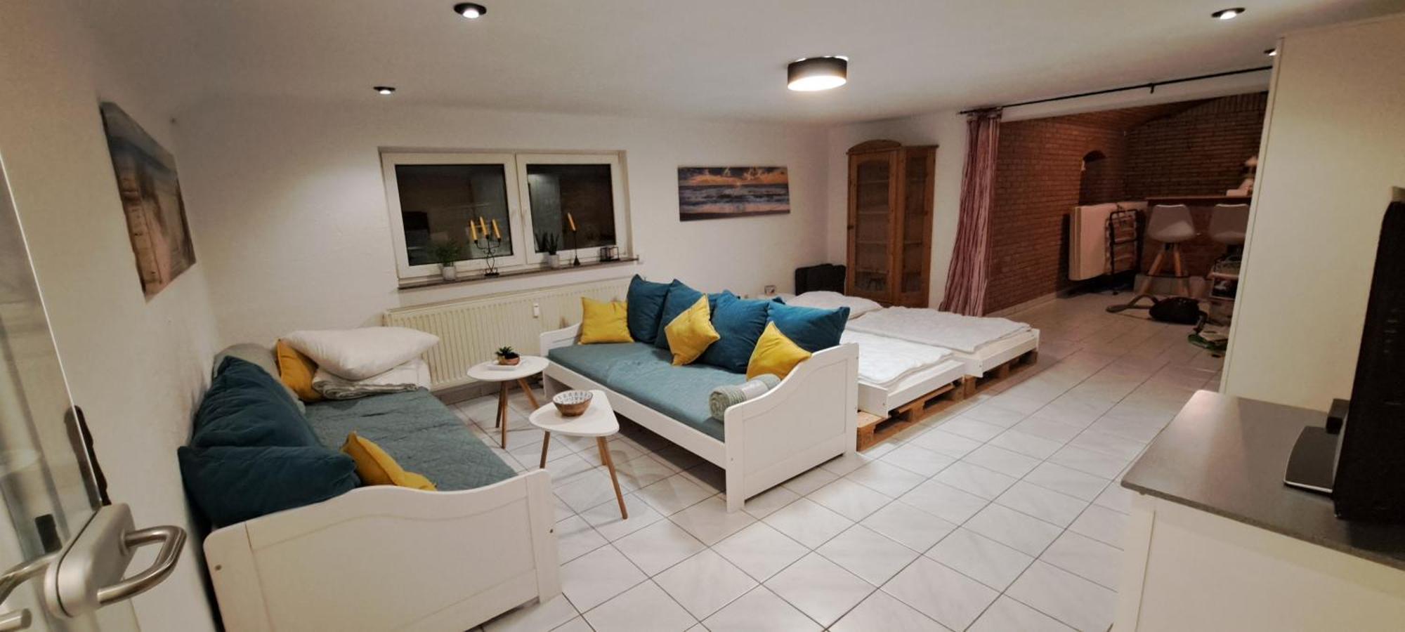 Private 1-2,5 -zimmer-wohnung Mit Terrasse *