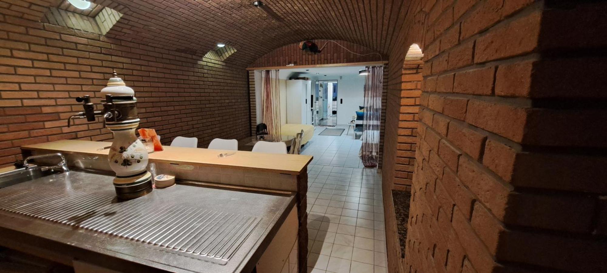 Apartment Private 1-2,5 -zimmer-wohnung Mit Terrasse *