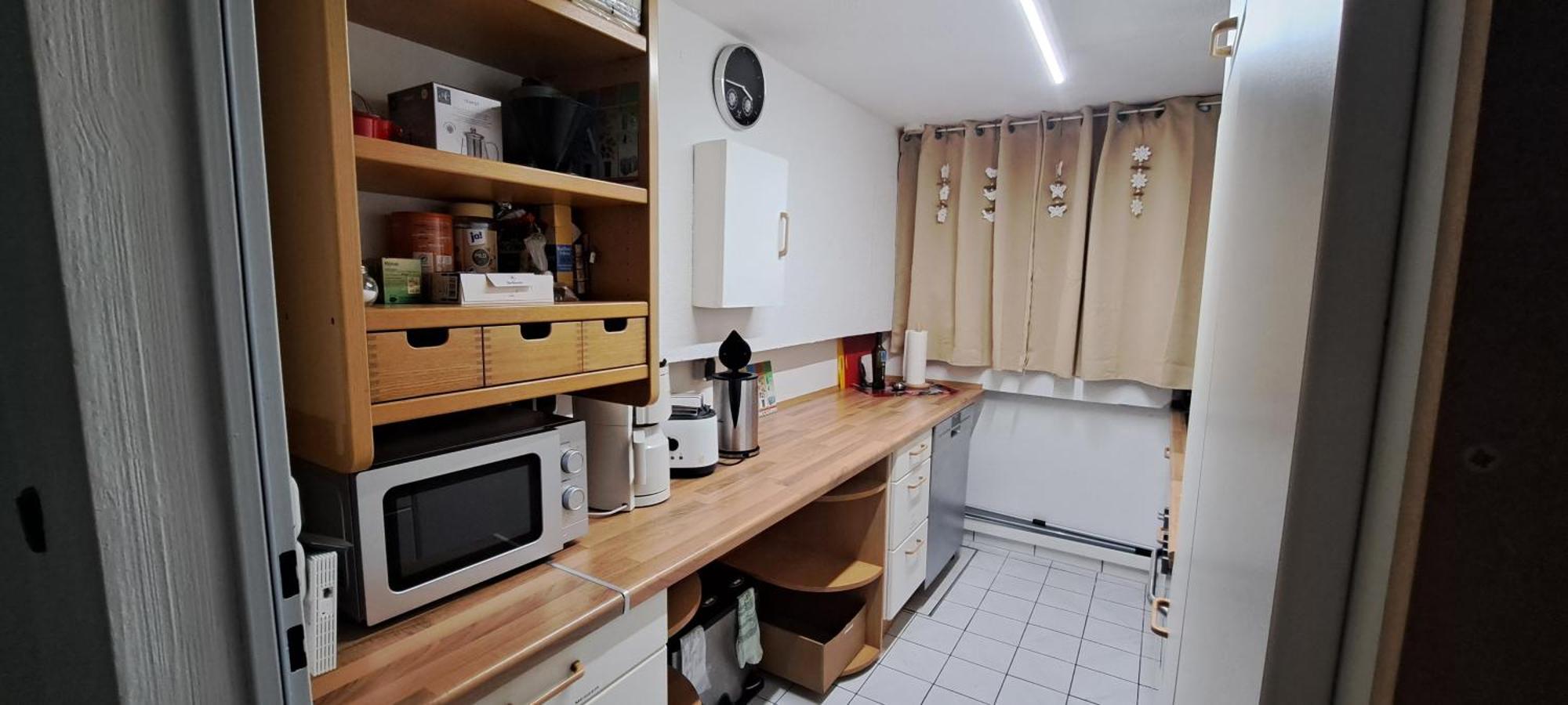 Apartment Private 1-2,5 -zimmer-wohnung Mit Terrasse *